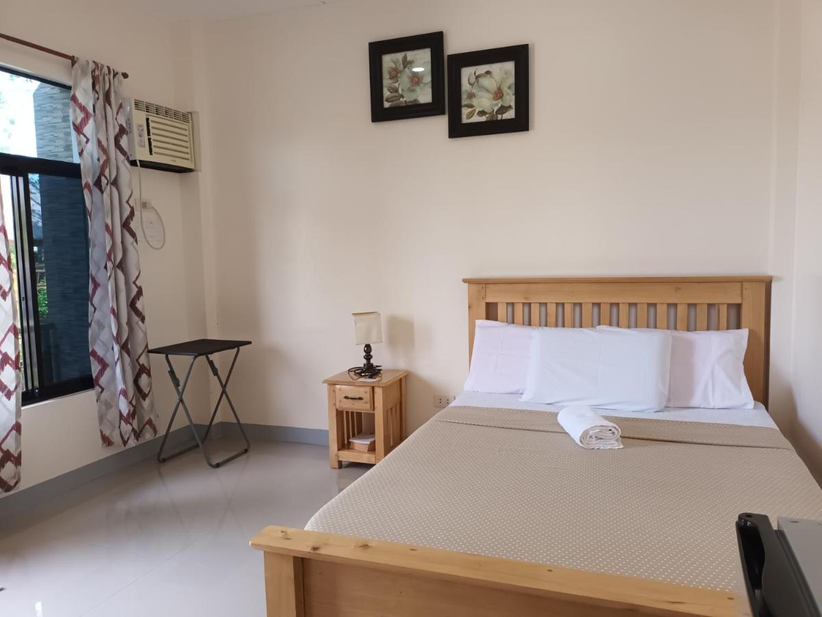 Grae'S Apartelle Moalboal Ngoại thất bức ảnh