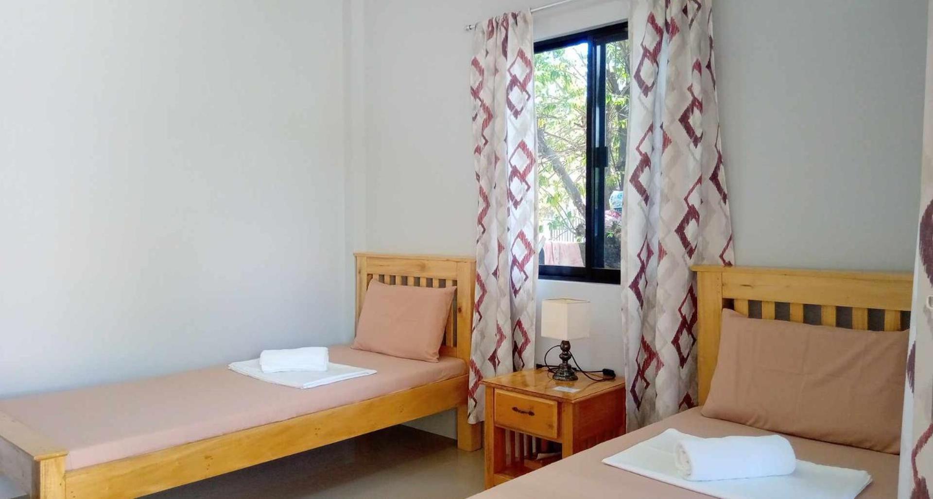 Grae'S Apartelle Moalboal Ngoại thất bức ảnh